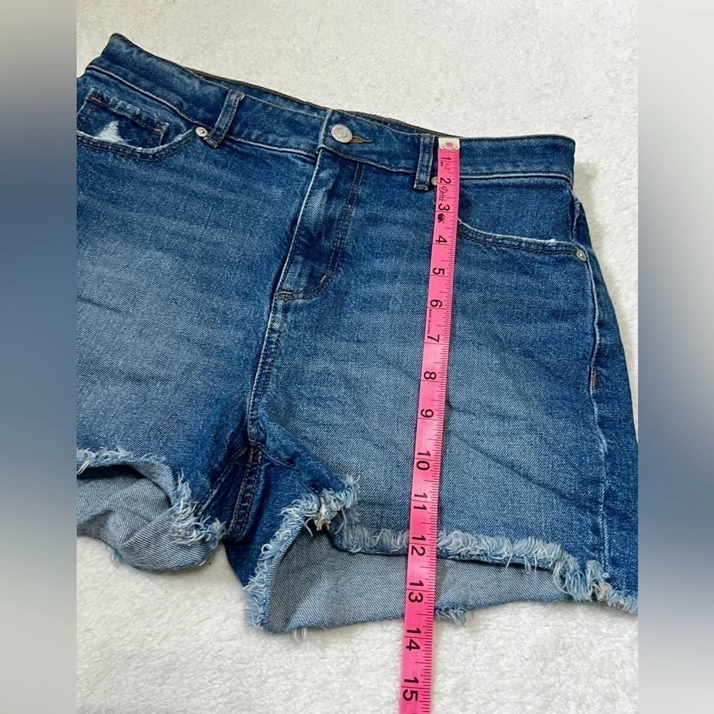 LOFT High Waisted Mom Jean Denim Shorts - 2/26 (measures 29") - Picture 3 of 11